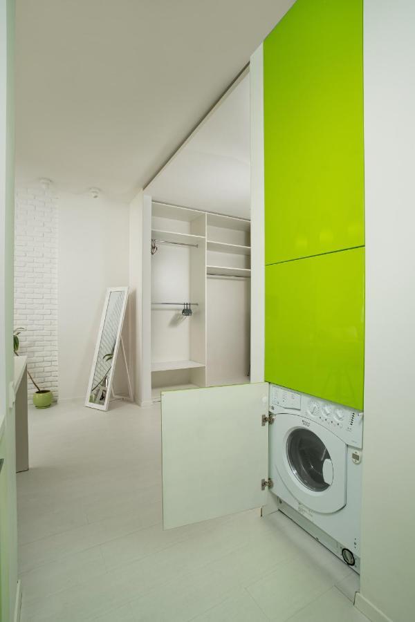 White Attic Apartment Одесса Экстерьер фото